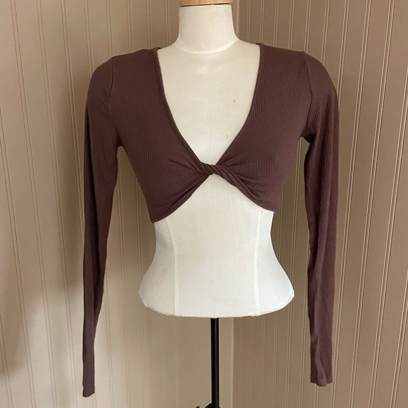 Garage Twisted Long Sleeve Chocolate Brown Shirt Women’s Size Medium - Picture 2 of 6